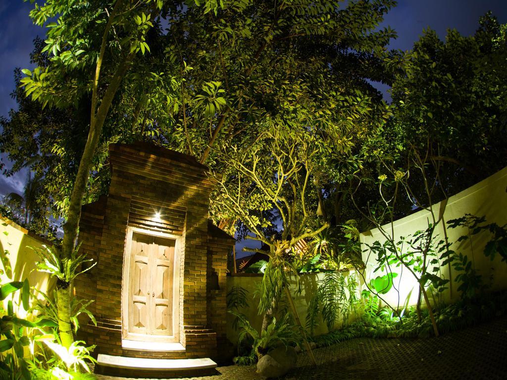 Omah Apik Hotel Ubud  Exterior photo