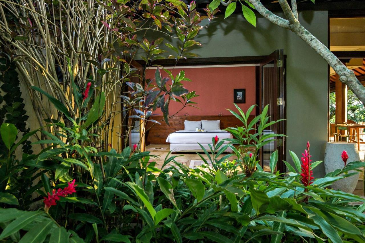 Omah Apik Hotel Ubud  Exterior photo