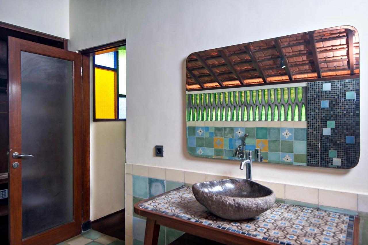 Omah Apik Hotel Ubud  Exterior photo